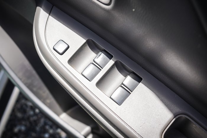 2016 MITSUBISHI TRITON GLX PLUS (4x4)