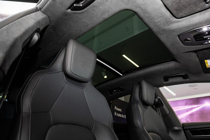 2025 Porsche Macan 4S