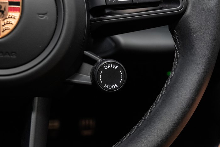 2025 Porsche Macan 4S