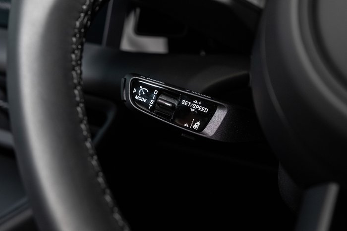 2025 Porsche Macan 4S