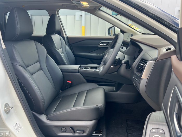 2025 Nissan X-TRAIL Ti