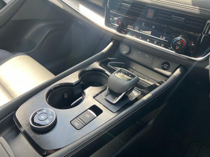 2025 Nissan X-TRAIL Ti