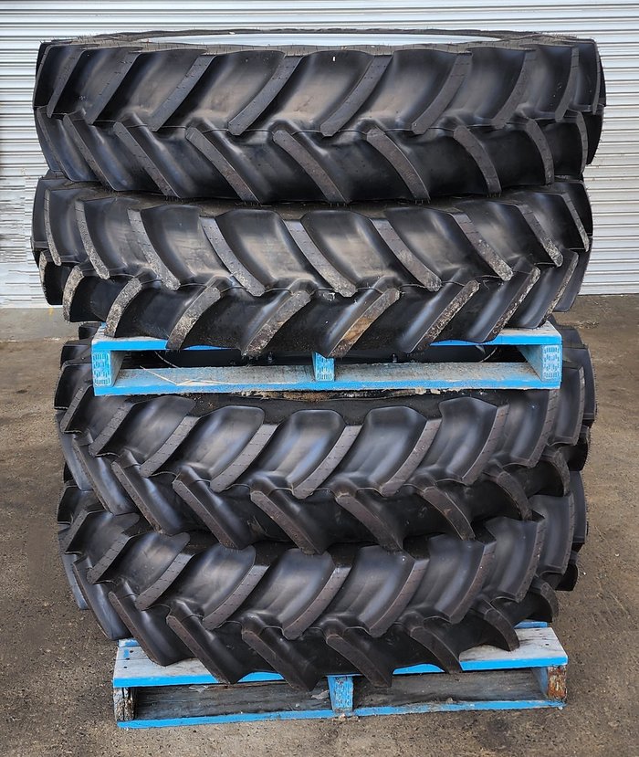 CONTINENTAL TYRES 340/85R38 + 12×38 Wheels