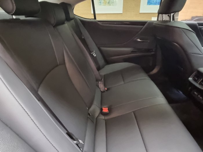 2024 Lexus ES250 Luxury 2.5L Petrol Automatic Sedan