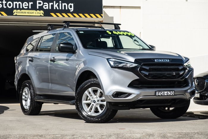 2021 Isuzu MU-X LS-M
