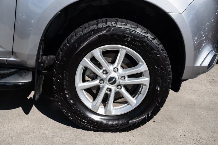 2021 Isuzu MU-X LS-M