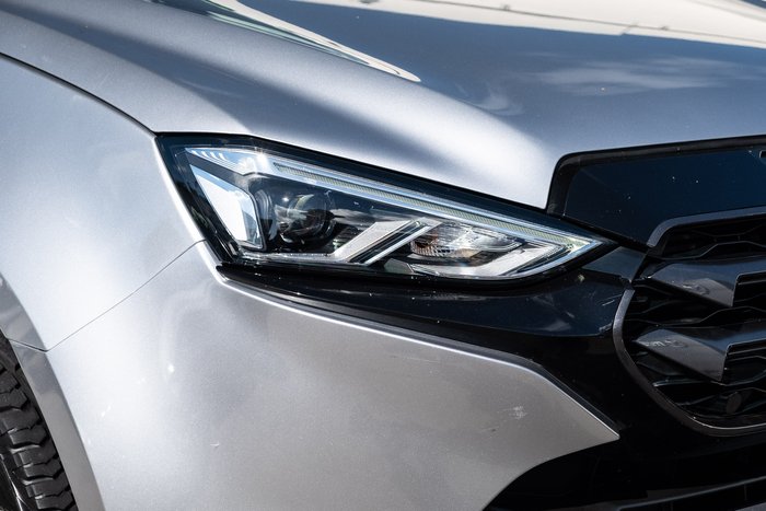 2021 Isuzu MU-X LS-M