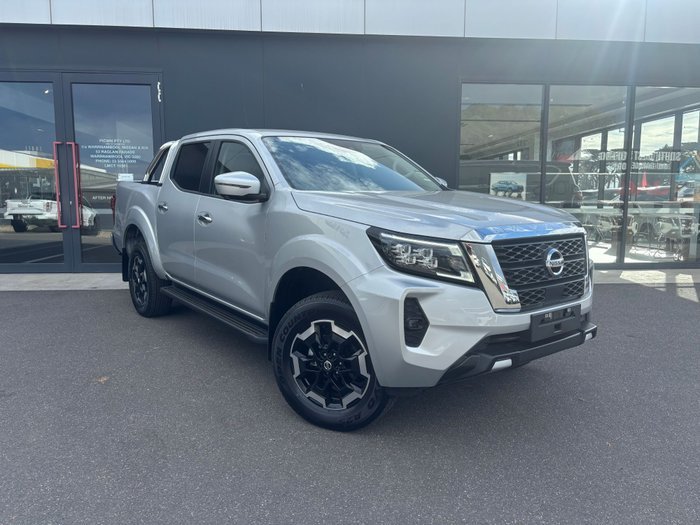 2025 NISSAN NAVARA