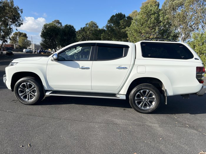 Mitsubishi MR4P47 MR Triton GLS PREM 2.4L D 6A/T 4X4 DC PU White