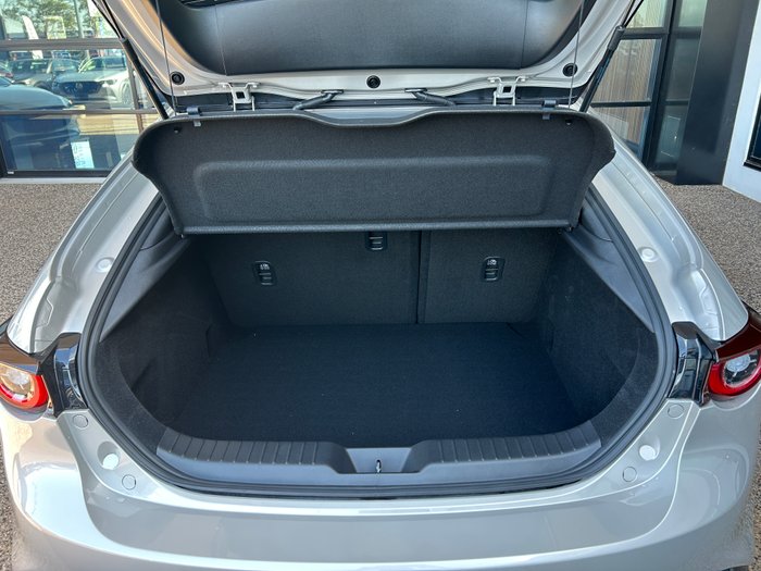 2025 Mazda 3 G20 Evolve