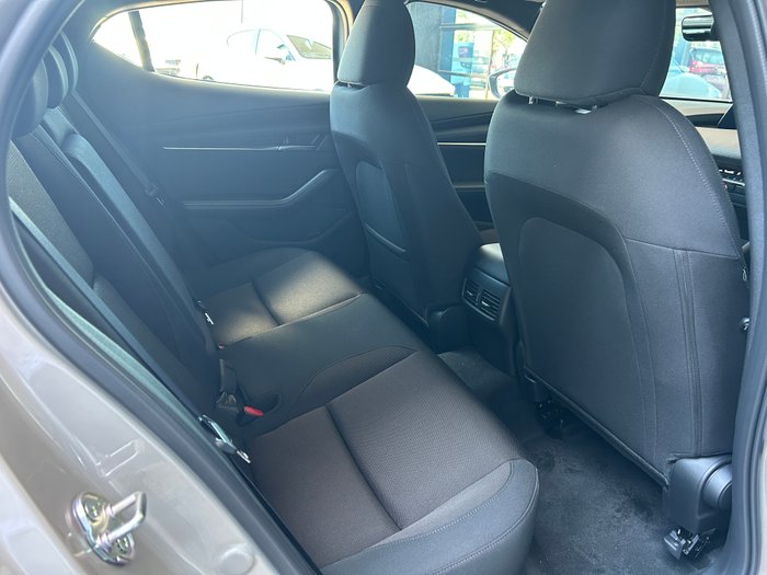 2025 Mazda 3 G20 Evolve