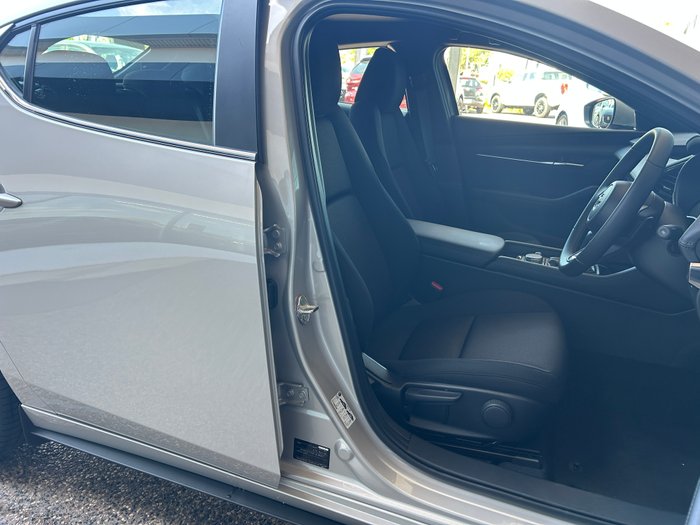 2025 Mazda 3 G20 Evolve