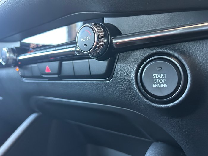 2025 Mazda 3 G20 Evolve