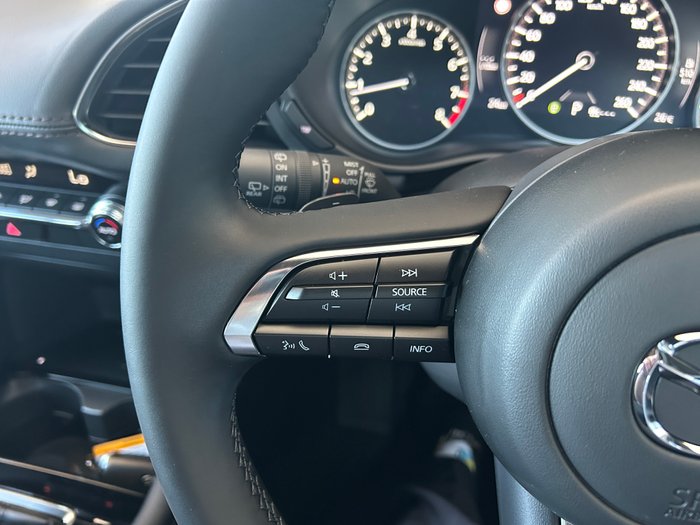 2025 Mazda 3 G20 Evolve