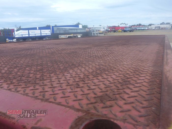 2006 Krueger 44FT Flat Top with Mid Mount Palfinger Crane