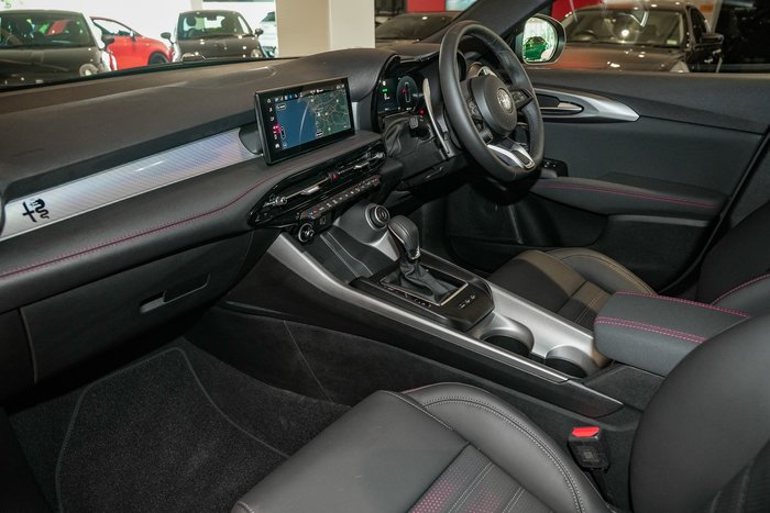 2024 Alfa Romeo Tonale Tributo Italiano Plug-In Hybrid