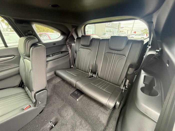 2025 Isuzu MU-X LS-T