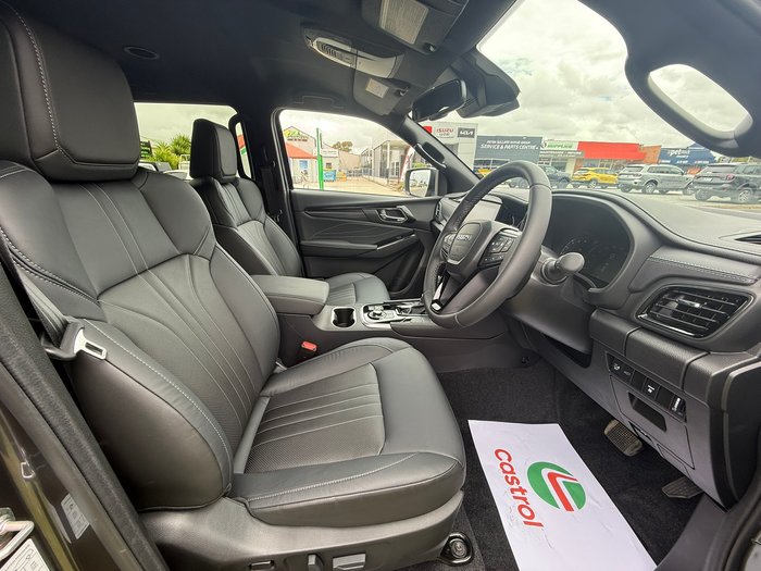 2025 Isuzu MU-X LS-T