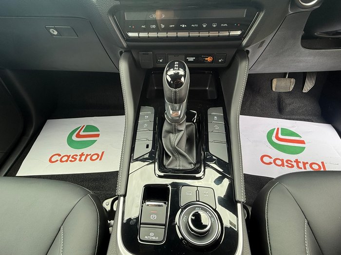 2025 Isuzu MU-X LS-T