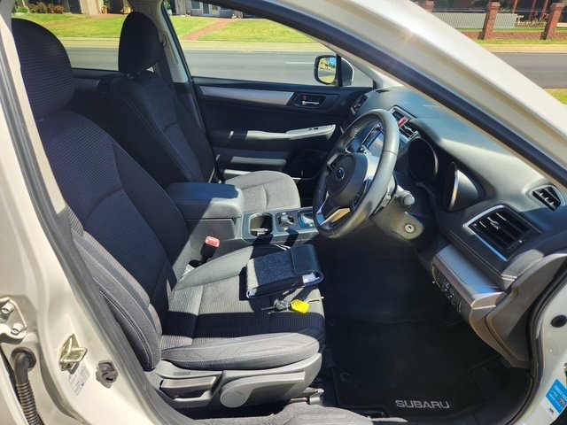 2020 Subaru Outback 2.5i