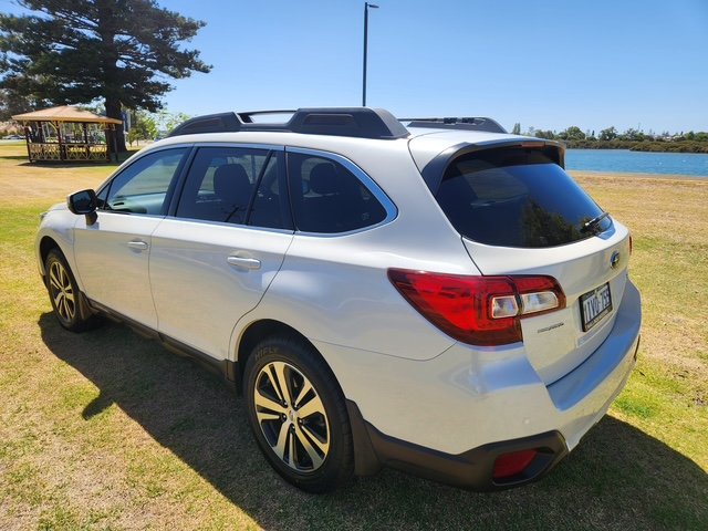 2020 Subaru Outback 2.5i