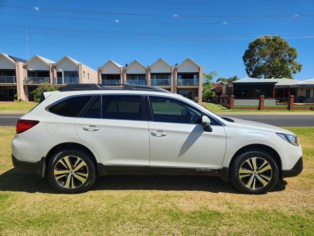 2020 Subaru Outback 2.5i