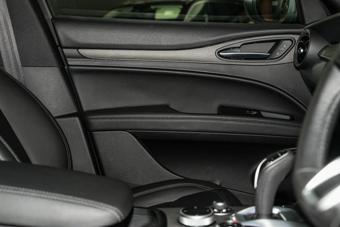 2023 Alfa Romeo Stelvio Ti