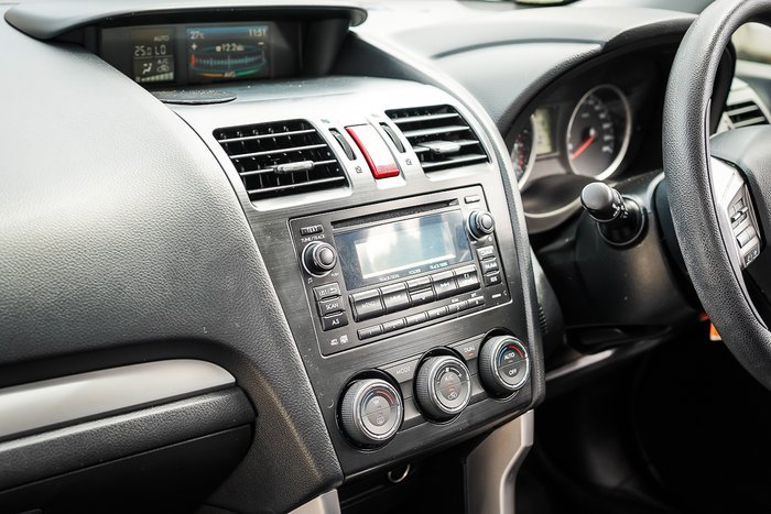 2013 SUBARU FORESTER 2.5i