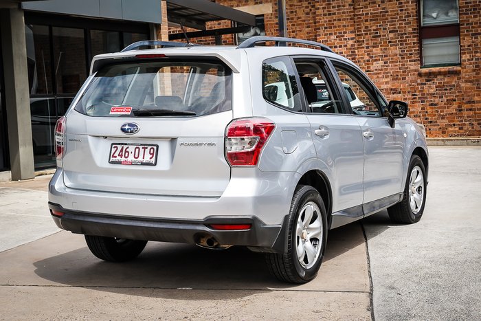 2013 SUBARU FORESTER 2.5i