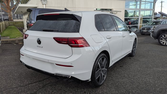 2026 VOLKSWAGEN Golf R-LINE