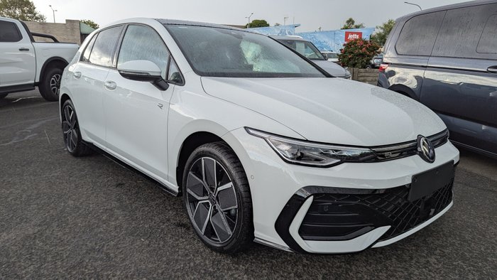 2026 VOLKSWAGEN Golf R-LINE