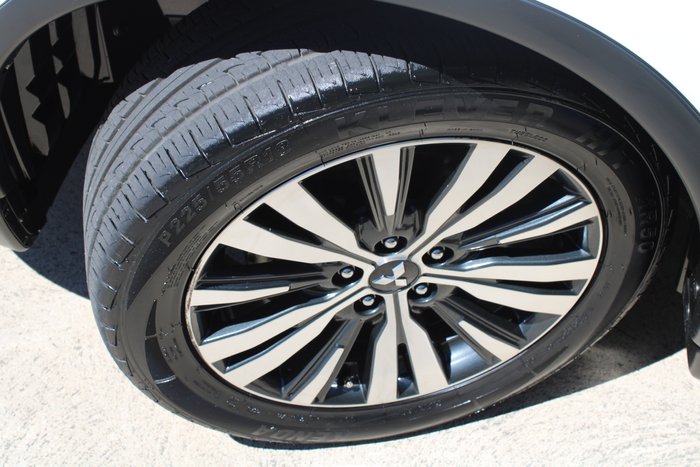 2018 Mitsubishi Outlander LS