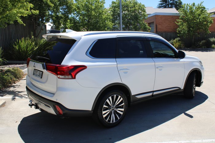 2018 Mitsubishi Outlander LS