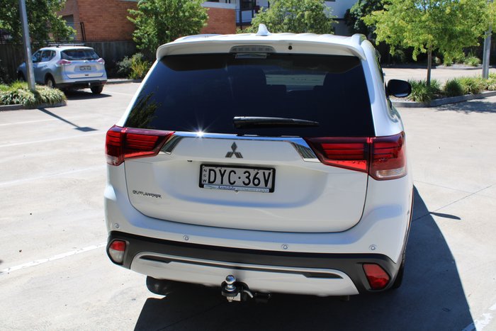 2018 Mitsubishi Outlander LS