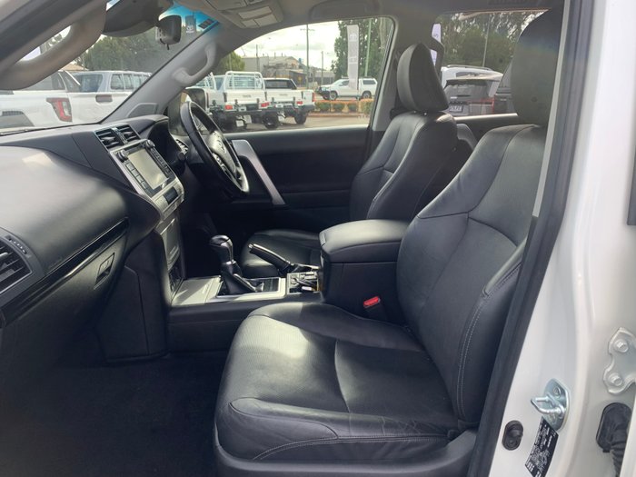 2017 TOYOTA LANDCRUISER PRADO GXL (4x4)