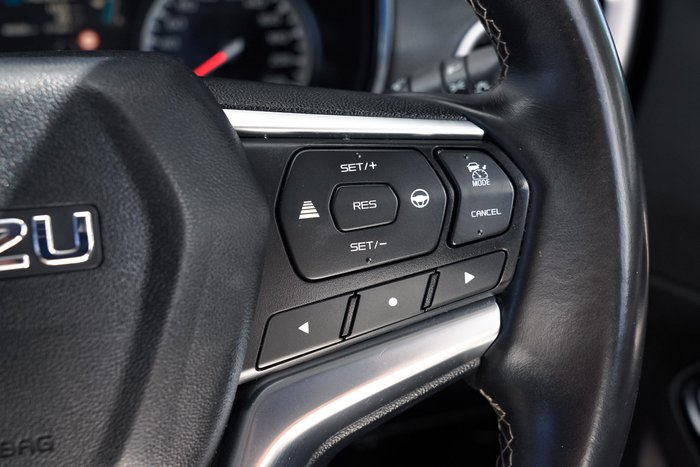 2023 Isuzu D-MAX LS-U