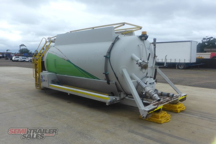 VTS 10,000 Litre Vacuum Tank