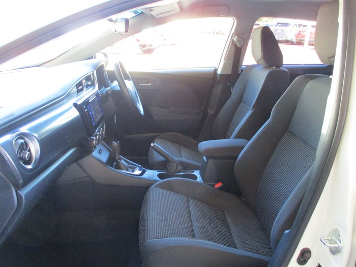 2017 Toyota Corolla SX ZRE182R White