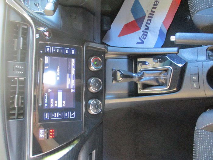 2017 Toyota Corolla SX ZRE182R White