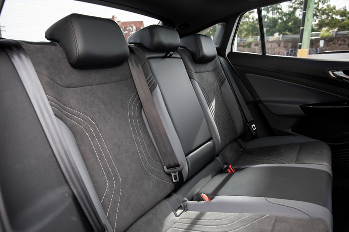 2025 Volkswagen ID.5 Pro