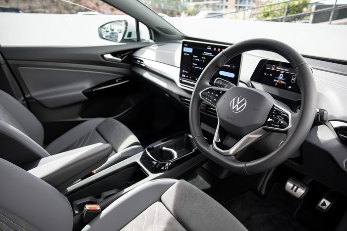 2025 Volkswagen ID.5 Pro