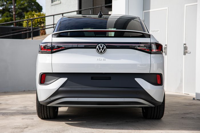 2025 Volkswagen ID.5 Pro