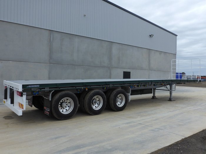 2019 Maxitrans 44FT 22 Pallet Flat Top Road Train Lead