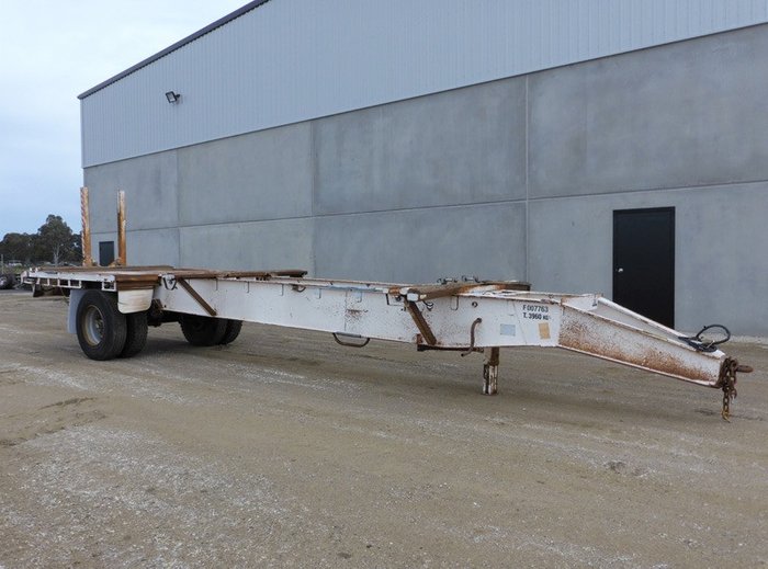 1997 Custom Pole Jinker Pig Trailer