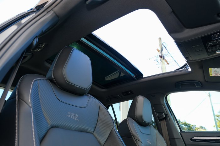 2025 Volkswagen T-Roc 140TSI R-Line
