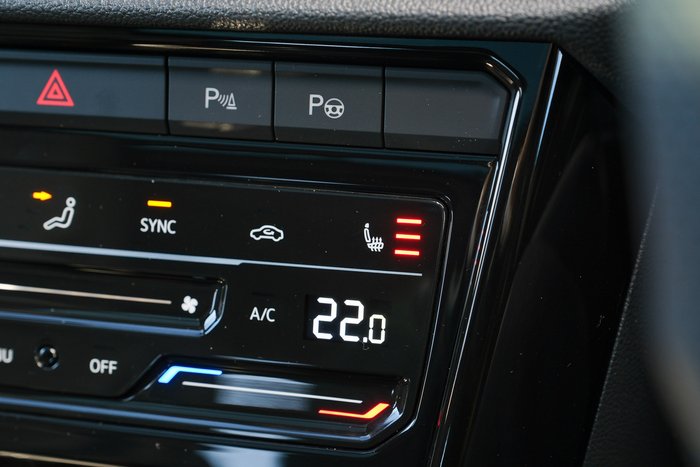 2025 Volkswagen T-Roc 140TSI R-Line