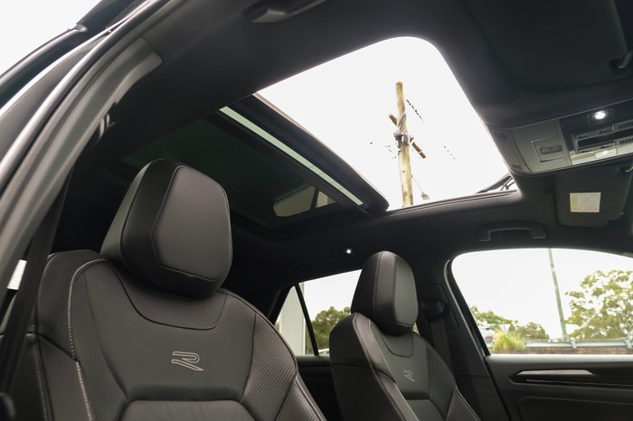2025 Volkswagen T-Roc 140TSI R-Line