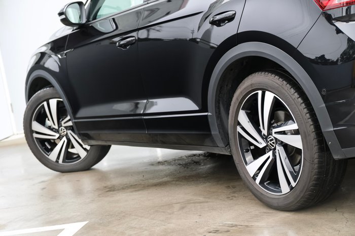 2025 Volkswagen T-Roc 140TSI R-Line
