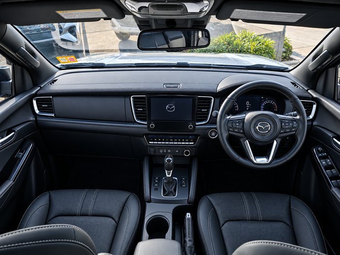 2025 MAZDA BT-50 GT