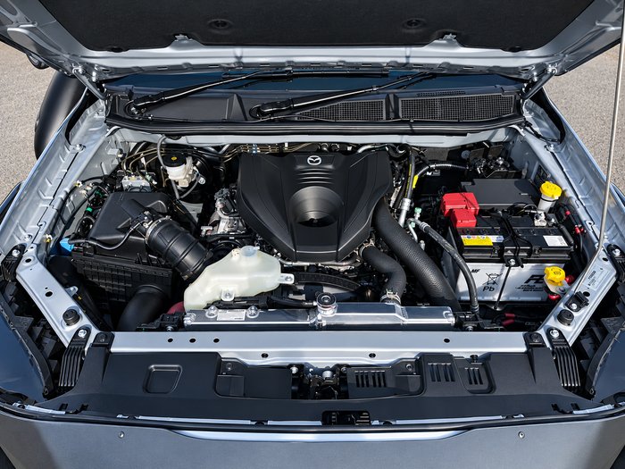 2025 MAZDA BT-50 GT